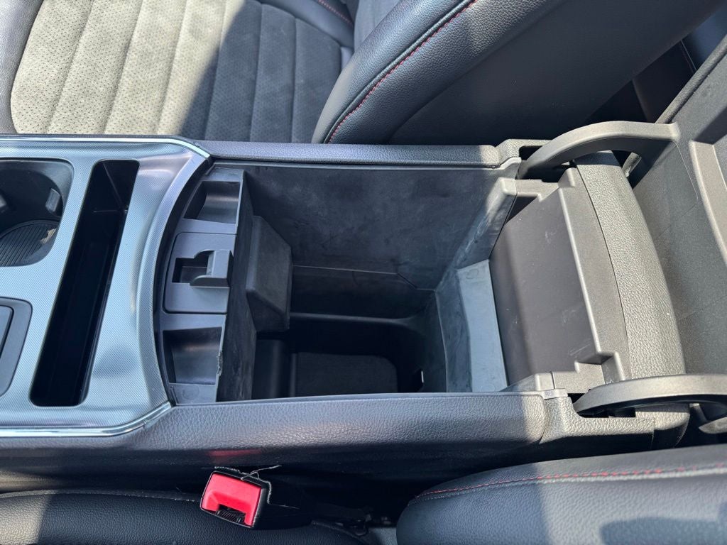 2022 Ford Edge ST Line