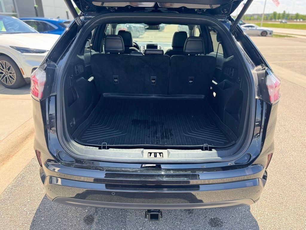 2022 Ford Edge ST Line