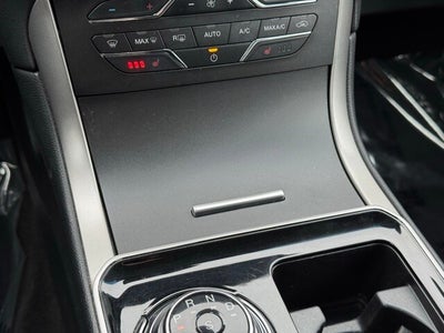 2019 Ford Edge SEL w/ Heated Steering Wheel + Power Liftgate