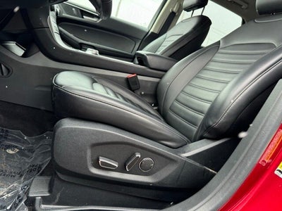 2019 Ford Edge SEL w/ Heated Steering Wheel + Power Liftgate