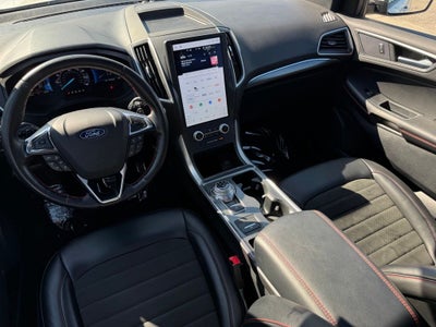 2022 Ford Edge ST Line