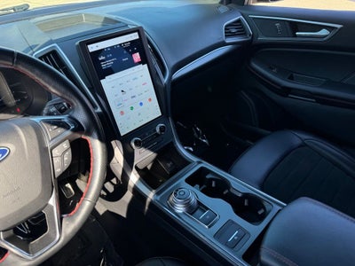 2022 Ford Edge ST Line