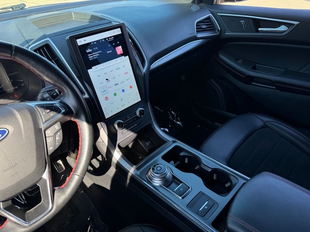 2022 Ford Edge ST Line