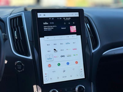 2022 Ford Edge ST Line