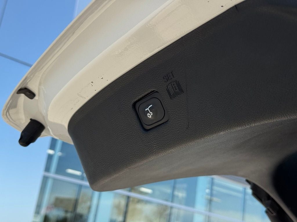 2022 Ford Edge ST Line