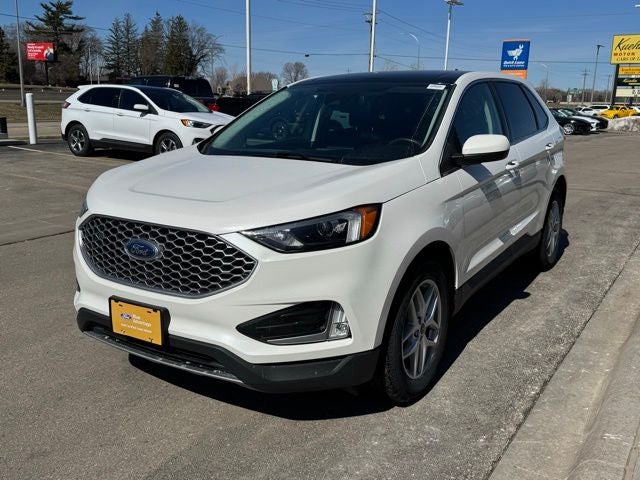 2023 Ford Edge SEL w/ Panoramic Moonroof + Heated Steering Wheel