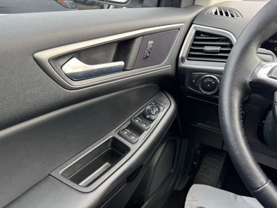 2023 Ford Edge SEL w/ Panoramic Moonroof + Heated Steering Wheel