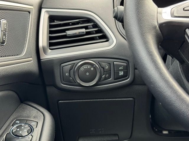 2023 Ford Edge SEL w/ Panoramic Moonroof + Heated Steering Wheel