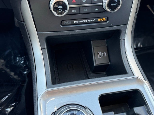 2024 Ford Edge SEL w/ Heated Steering Wheel + Trailer Tow Package