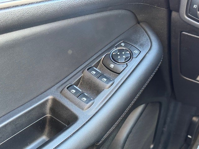 2024 Ford Edge SEL w/ Heated Steering Wheel + Trailer Tow Package