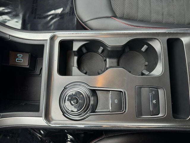 2024 Ford Edge ST Line
