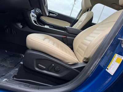 2023 Ford Edge SEL w/ Twin Panel Moonroof + Trailer Tow Package