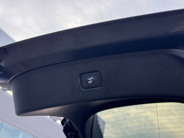 2024 Ford Edge Titanium w/ Adaptive Cruise + Heated Steering Wheel