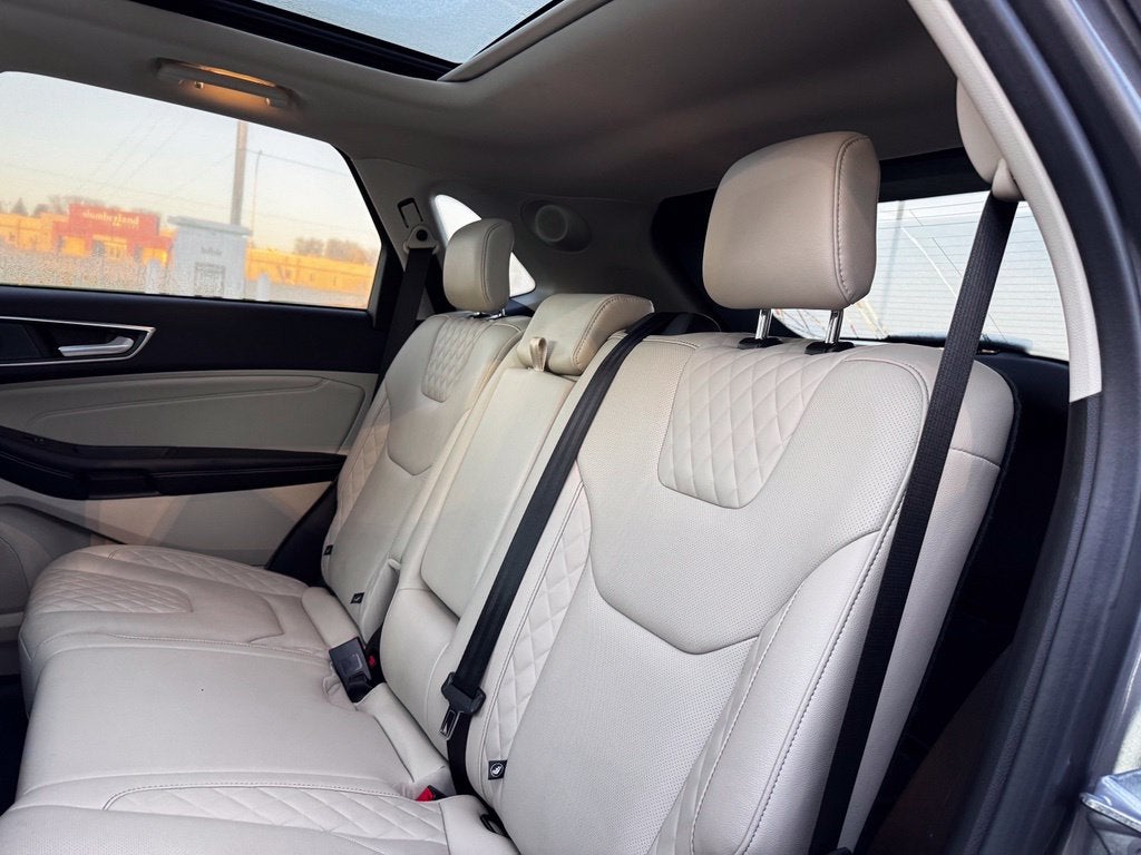 2024 Ford Edge Titanium w/Panoramic Roof
