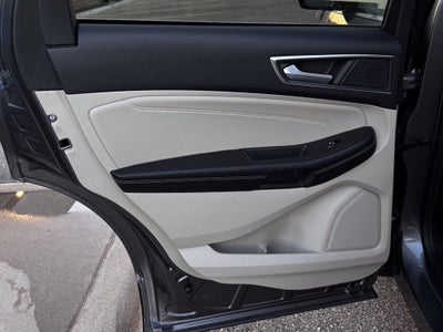 2024 Ford Edge Titanium w/Panoramic Roof
