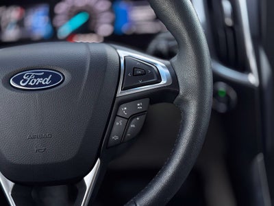 2024 Ford Edge Titanium w/Panoramic Roof