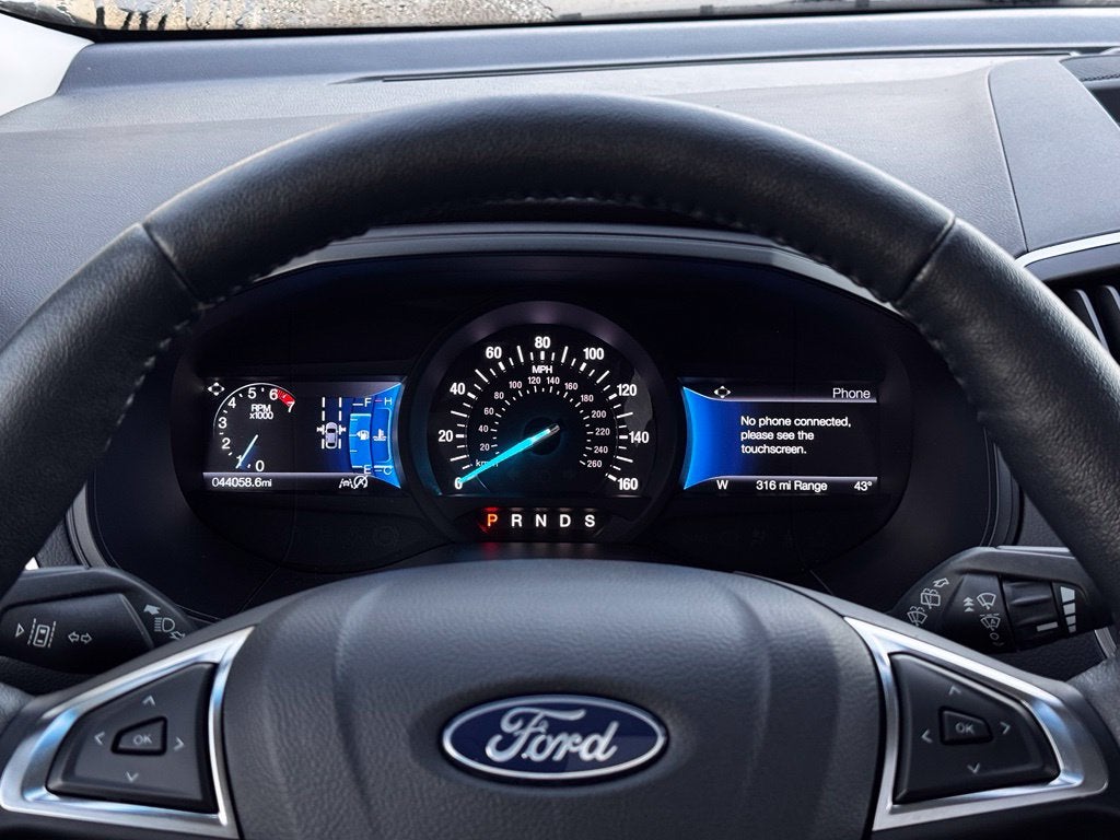 2024 Ford Edge Titanium w/Panoramic Roof