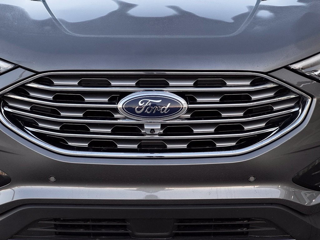 2024 Ford Edge Titanium w/Panoramic Roof