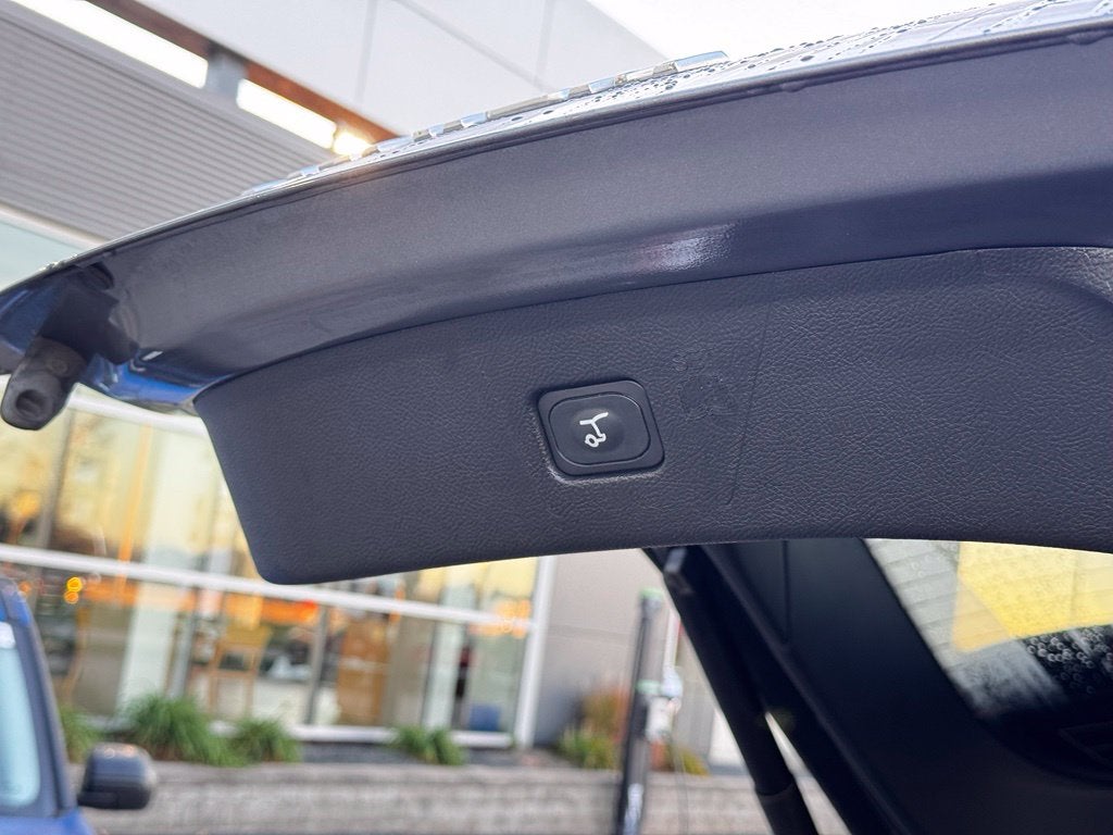 2024 Ford Edge Titanium w/Panoramic Roof