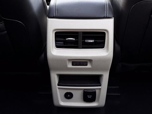 2024 Ford Edge Titanium w/Panoramic Roof