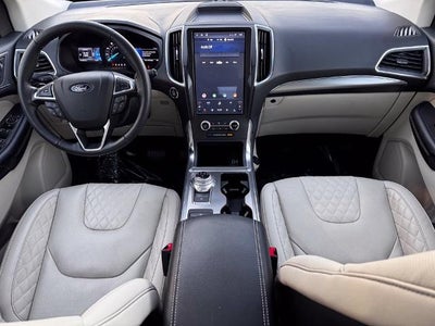 2024 Ford Edge Titanium w/Panoramic Roof