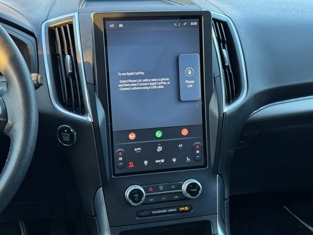 2022 Ford Edge Titanium w/ Panoramic Moonroof + Trailer Tow Package