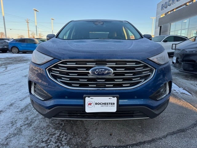 2022 Ford Edge Titanium w/ Panoramic Moonroof + Trailer Tow Package
