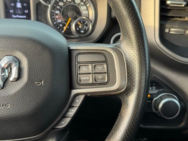 2019 RAM 2500 Tradesman w/ Rear Camera + Keyless GO