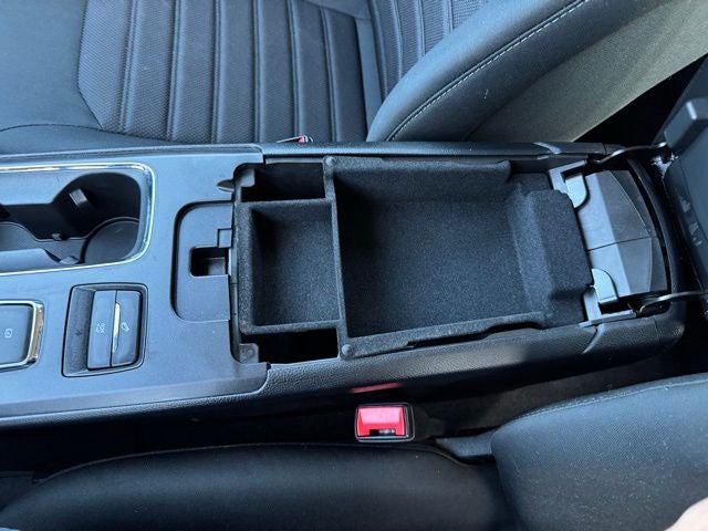 2019 Ford Fusion Hybrid SE w/ Navigation + Adaptive Cruise