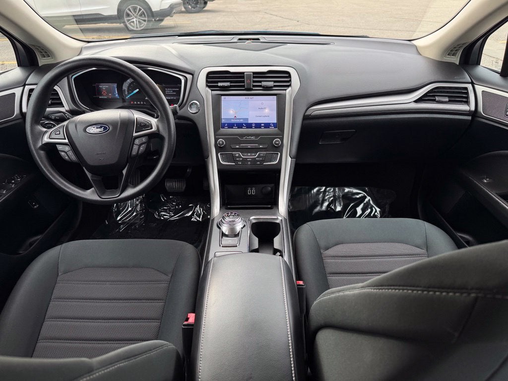 2020 Ford Fusion Hybrid SE