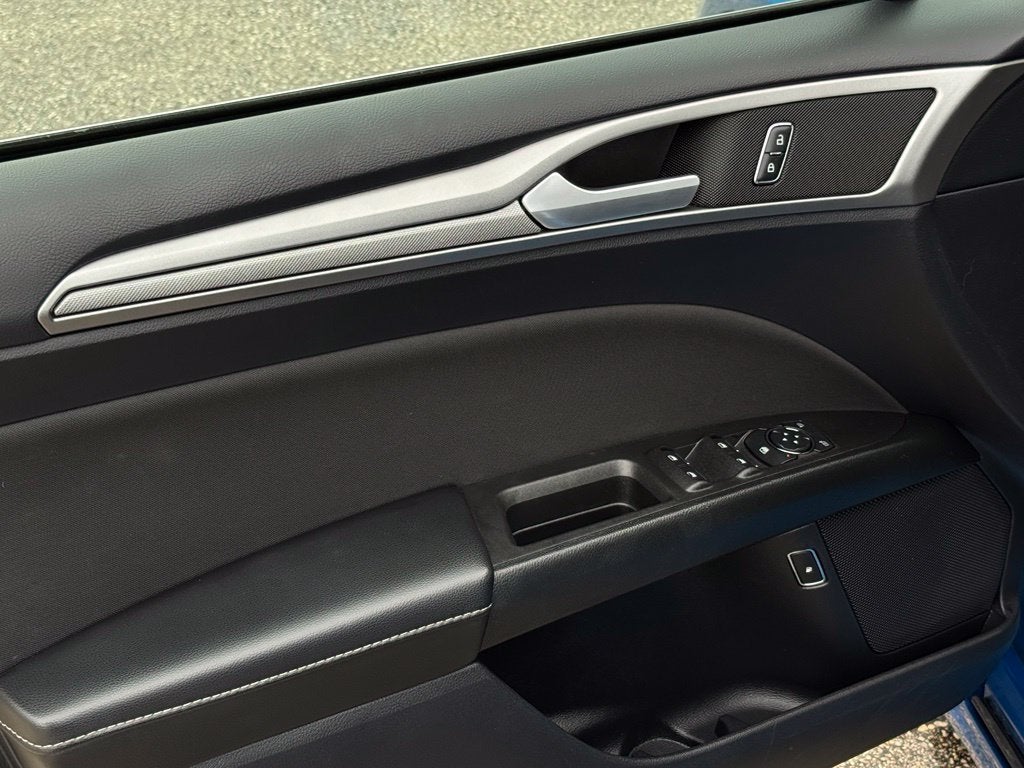 2020 Ford Fusion Hybrid SE