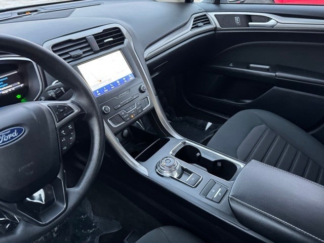 2020 Ford Fusion Hybrid SE w/ Navigation + Remote Start via Ford App