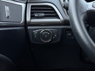 2020 Ford Fusion Hybrid SE w/ Navigation + Remote Start via Ford App