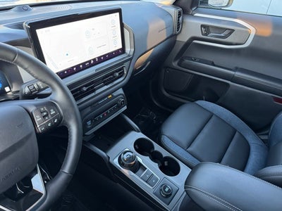 2025 Ford Bronco Sport Outer Banks w/ Heated Steering Wheel + Tech Package