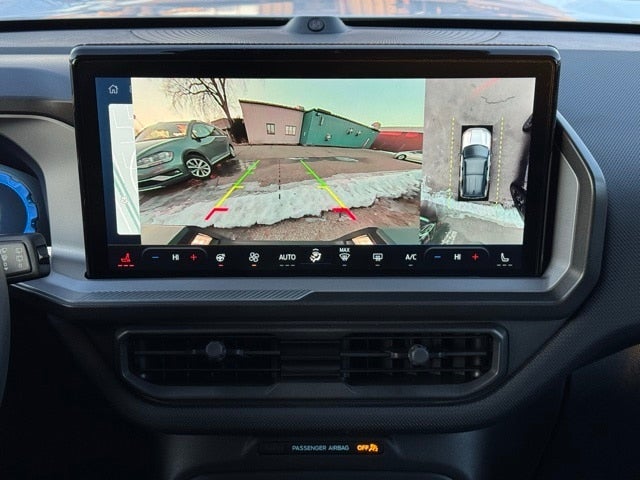 2025 Ford Bronco Sport Outer Banks w/ Heated Steering Wheel + Tech Package