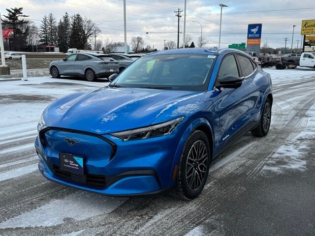 2025 Ford Mustang Mach-E Premium w/ Heated Steering Wheel + Extended Range Battery