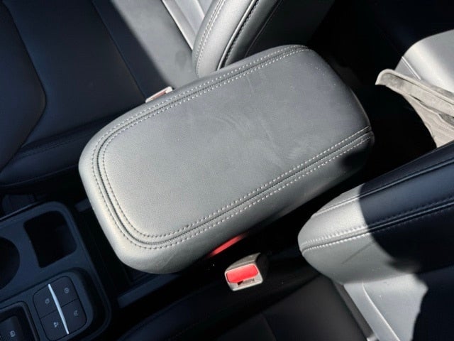 2024 Ford Maverick Lariat w/ Power Moonroof + 4K Tow Package