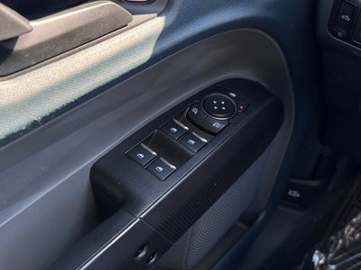 2024 Ford Maverick Lariat w/ Power Moonroof + 4K Tow Package