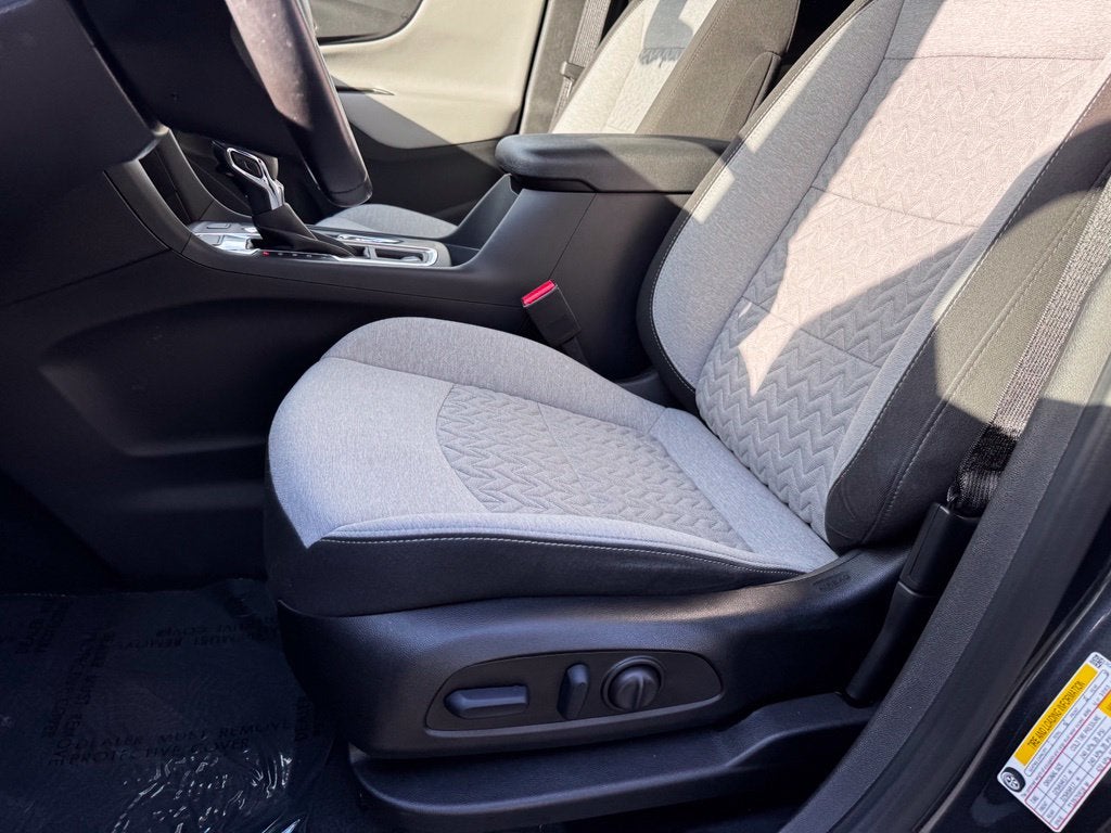 2022 Chevrolet Equinox LT w/Heated Seats