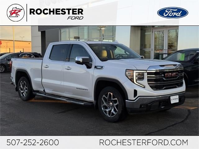 2023 GMC Sierra 1500 SLT w/ Power Moonroof + Adaptive Cruise