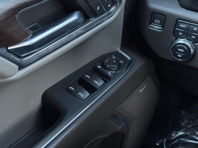 2023 GMC Sierra 1500 SLT w/ Power Moonroof + Adaptive Cruise