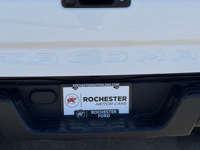 2022 Toyota Tacoma SR