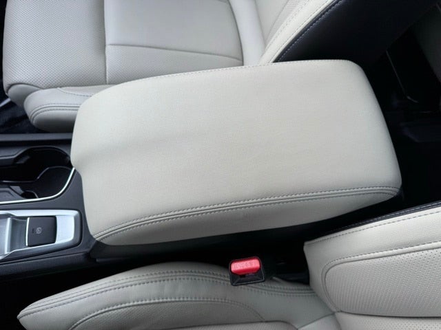 2024 Subaru Ascent Limited w/ Panoramic Moonroof + Surround View Monitor