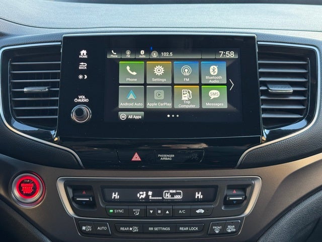 2022 Honda Pilot Sport w/ Adaptive Cruise + Heated Steering Wheel