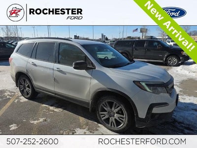 2022 Honda Pilot Sport w/ Adaptive Cruise + Heated Steering Wheel