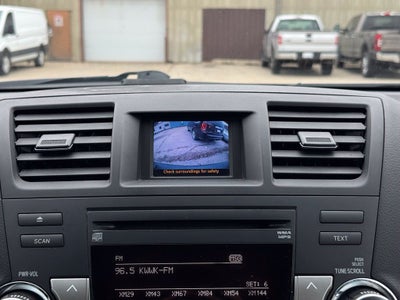 2011 Toyota Highlander SE