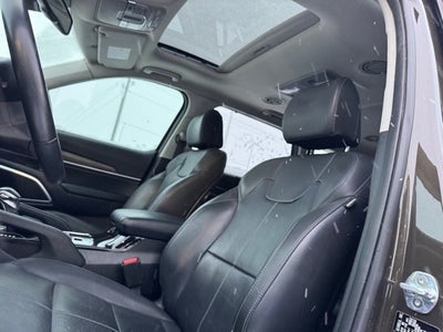 2021 Kia Telluride EX w/ Power Moonroof + 2nd Row Buckets