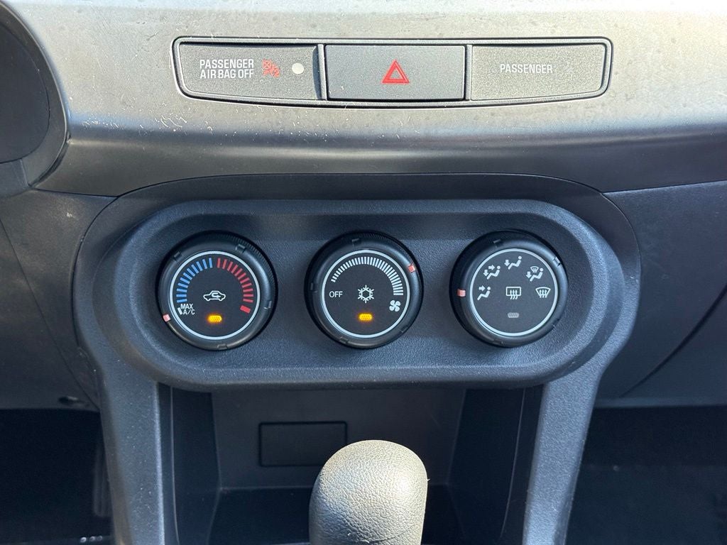 2015 Mitsubishi Lancer SE