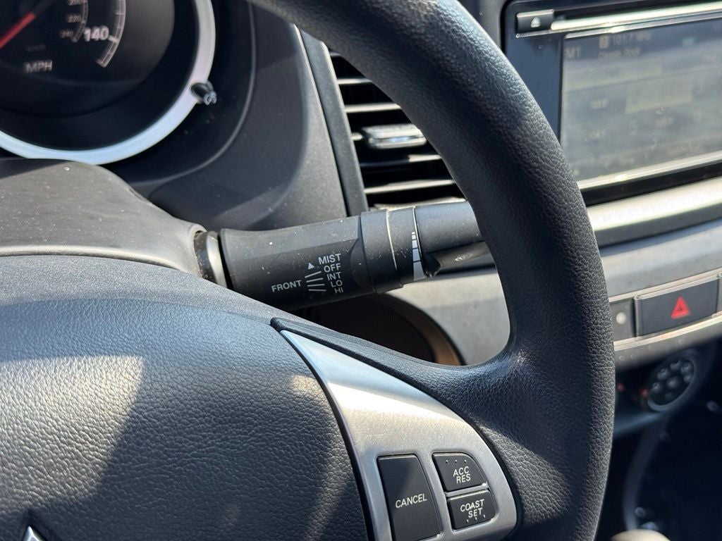 2015 Mitsubishi Lancer SE