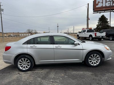 2011 Chrysler 200 Touring